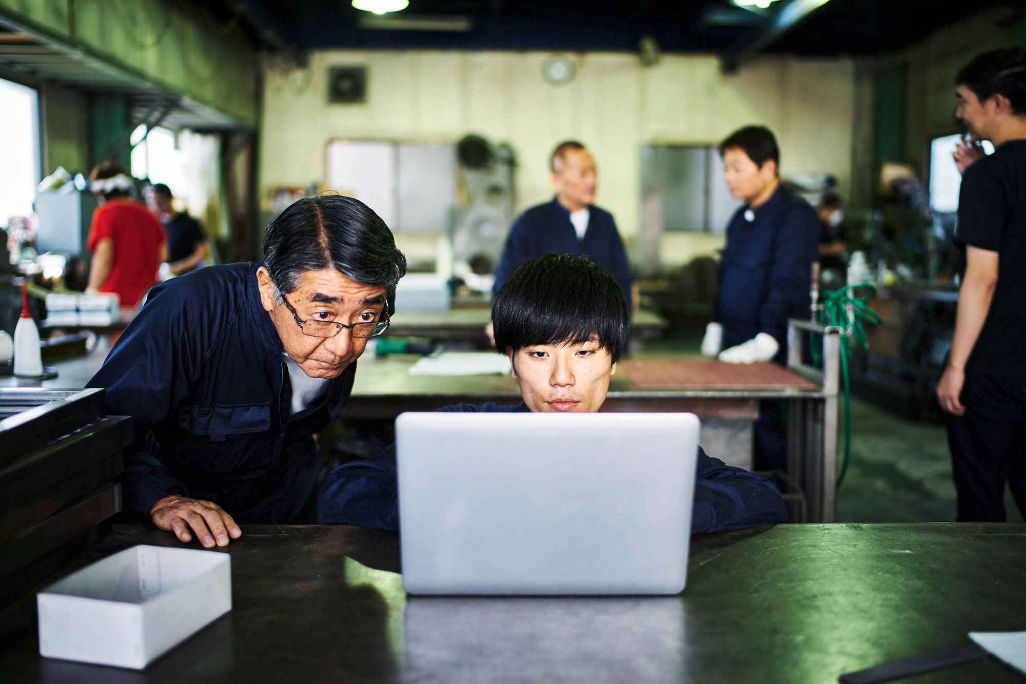 中小企業で在籍型出向が注目？人手不足対策として期待