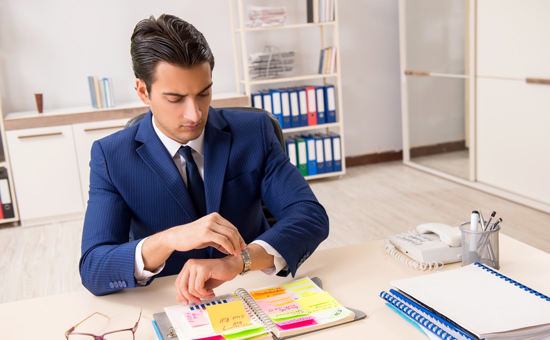 定時退社の上司に部下はついていけるか？/半歩先行く中堅社員の視点