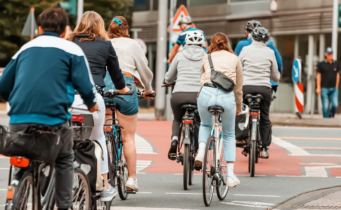 信号無視で書類送検も！？  検挙数増加で再確認したい自転車の走行ルール