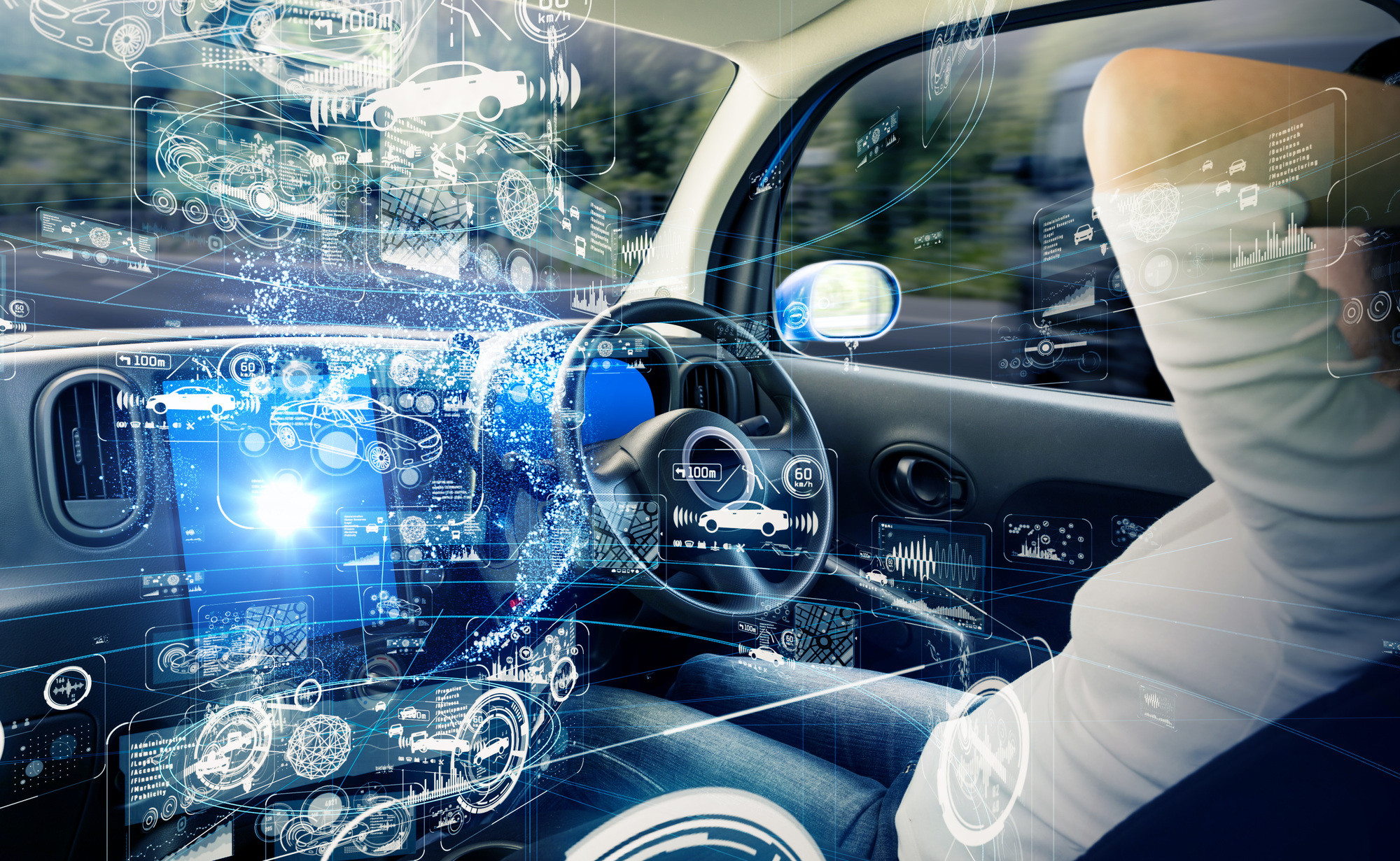 自動運転、「一般道走行」巡り競争激化～自動車メーカーとIT勢はライバル？それとも仲間？～